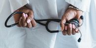 Bantah Dugaan Pelecehan di RS Malang, Dokter AY Akui Periksa Pasien Tanpa Perawat