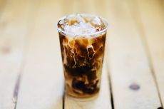 Kopi Susu Lebih Enak Pakai Arabika atau Robusta?