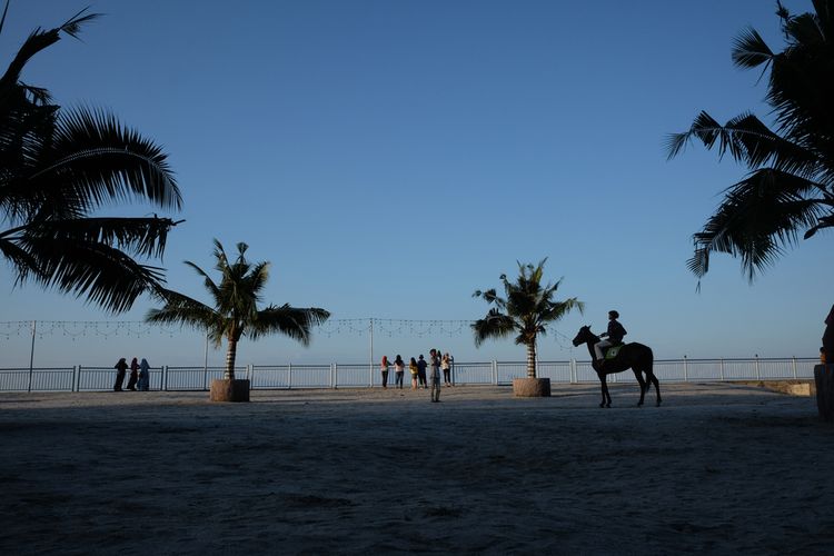 Pantai Bali Lestari, salah satu pantai di sekitar Medan tepatnya di Kabupaten Serdang Bedagai. 