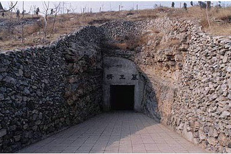 Pemakaman Dinasti Han di Mancheng [Via Chinawhisper.com]