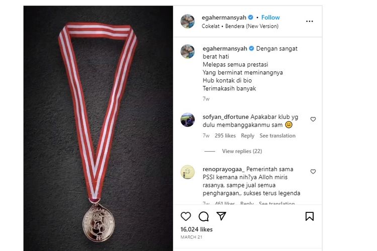 Kurnia Meiga menjual medalinya di akun Instagram