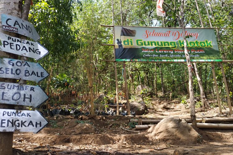 Jalur pendakian Gunung Klotok Kediri, Jawa Timur.