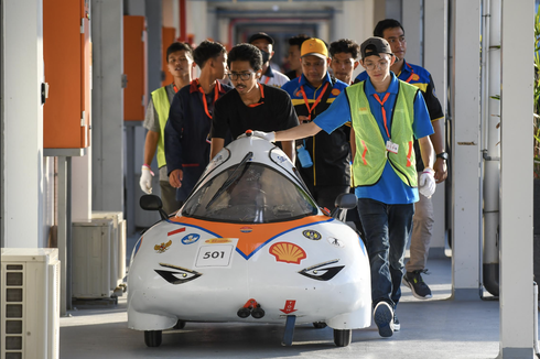 Saat Mahasiswa dari 13 Negara Ikuti Kompetisi Mobil Hemat Energi di Sirkuit Mandalika