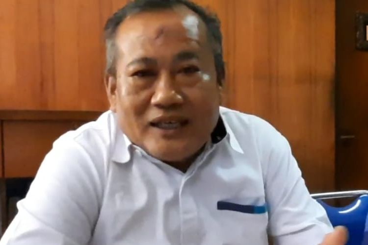 Kepala Perum Bulog Cabang Pekalongan, Ramadin Ruding, di kantornya Jalan Kolonel Sugiono, Kota Tegal, Jawa Tengah, Selasa (14/3/2023).