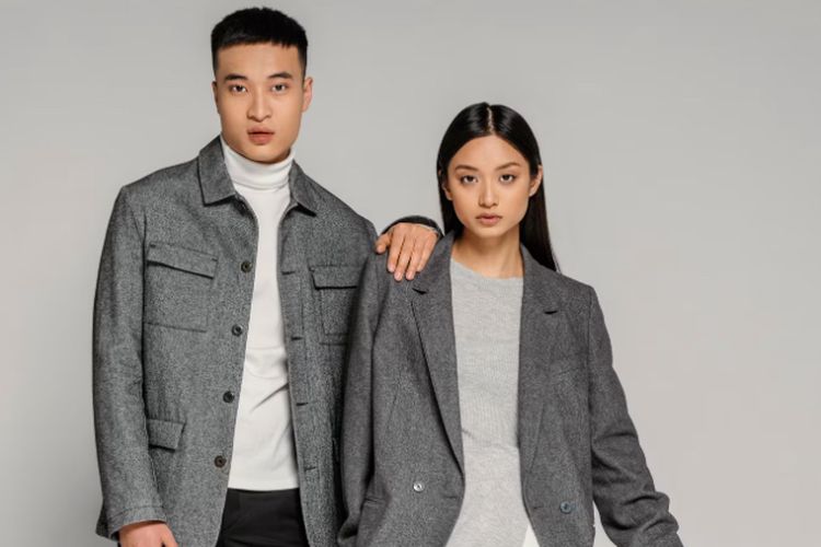 Tak Harus Pink, Ini 7 Dresscode Valentine yang Bisa Kamu Coba