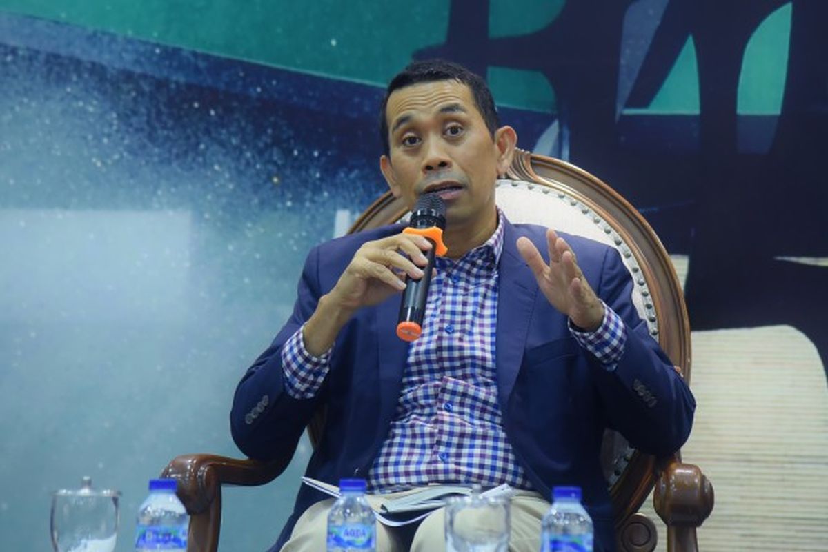 Anggota Komisi XI DPR RI Kamrussamad saat mengikuti acara diskusi Dialektika Demokrasi ?Membedah Target Pertumbuhan Ekonomi di Tengah Isu Resesi? di Gedung Nusantara III, DPR RI, Senayan, Jakarta, Kamis (23/2/2023). 