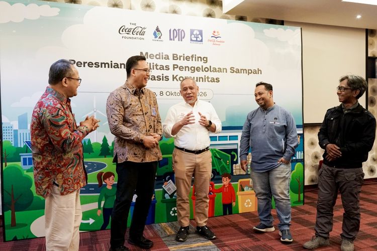 Coca-Cola Inisiasi Lingkungan Berkelanjutan si Solo lewat Master Meter dan Pilah Sampah