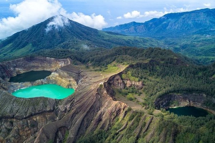 Kelimutu NTT Masuk Daftar Taman Nasional Terbaik Dunia Versi CN Traveller