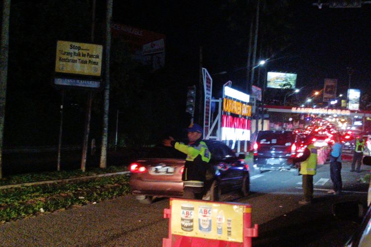 Puncak Arus Mudik Gelombang Kedua, Jalur Puncak Bogor Diserbu Pemudik Dini Hari