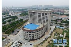 Meski Sudah Dilarang, Gedung Berbentuk Toilet Kadung Dibangun di China