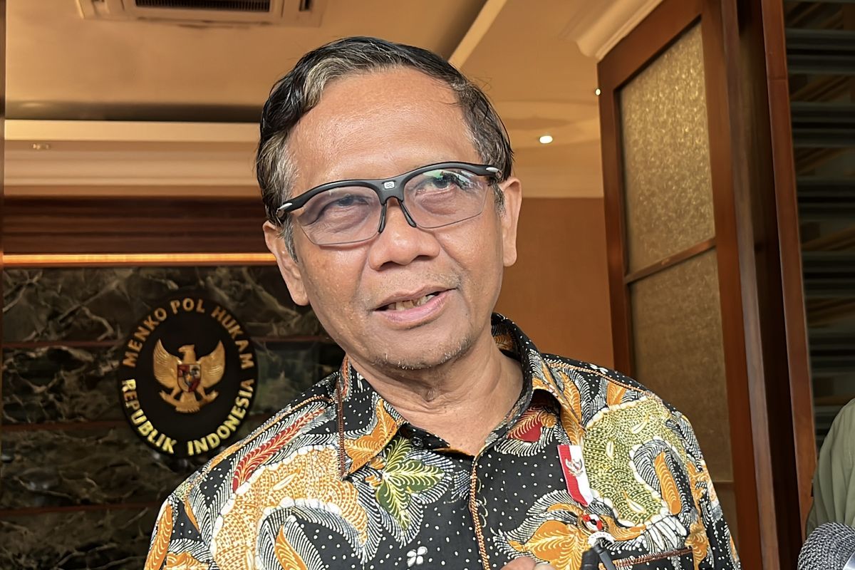 Menteri Koordinator Bidang Politik, Hukum, dan Keamanan (Menko Polhukam) Mahfud MD saat ditemui di Kantor Kemenko Polhukam, Jakarta, Kamis (11/5/2023).