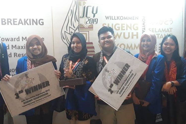Tim mahasiswa Program Studi Teknik Geologi Universitas Pertamina Angkatan Tahun 2017 berhasil meraih juara pertama kategori paper competition dalam kompetesi Geology Total Action (GTA) 2019 pada 21-23 November 2019 di Yogyakarta.

