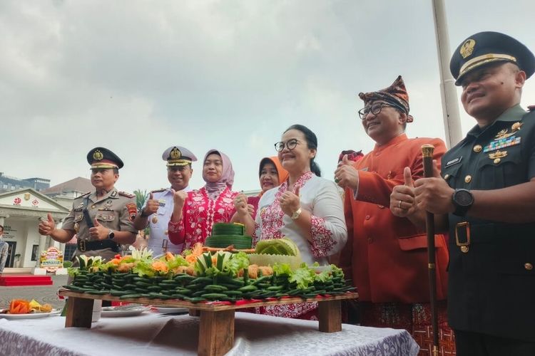 Wali Kota (Walkot) Semarang Agustina Wilujeng Pramestuti dalam peringatan Hari Ulang Tahun (HUT) ke-478 Kota Semarang.