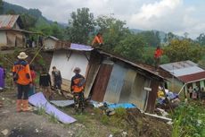 Berdiri di Tanah Rawan Bergerak, Puluhan Rumah di Sirampog Brebes Akhirnya Dirobohkan