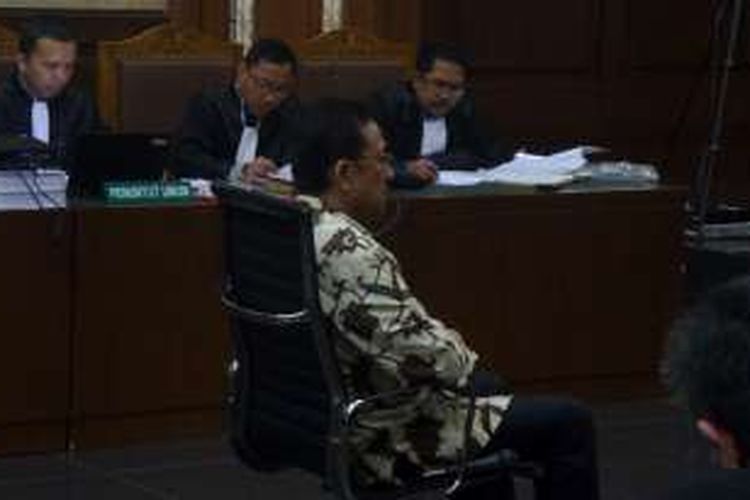 Mantan Ketua DPD, Irman Gusman, di Pengadilan Tipikor Jakarta, Selasa (15/11/2016).