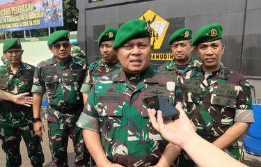 Porno ayollar tayt kiygan