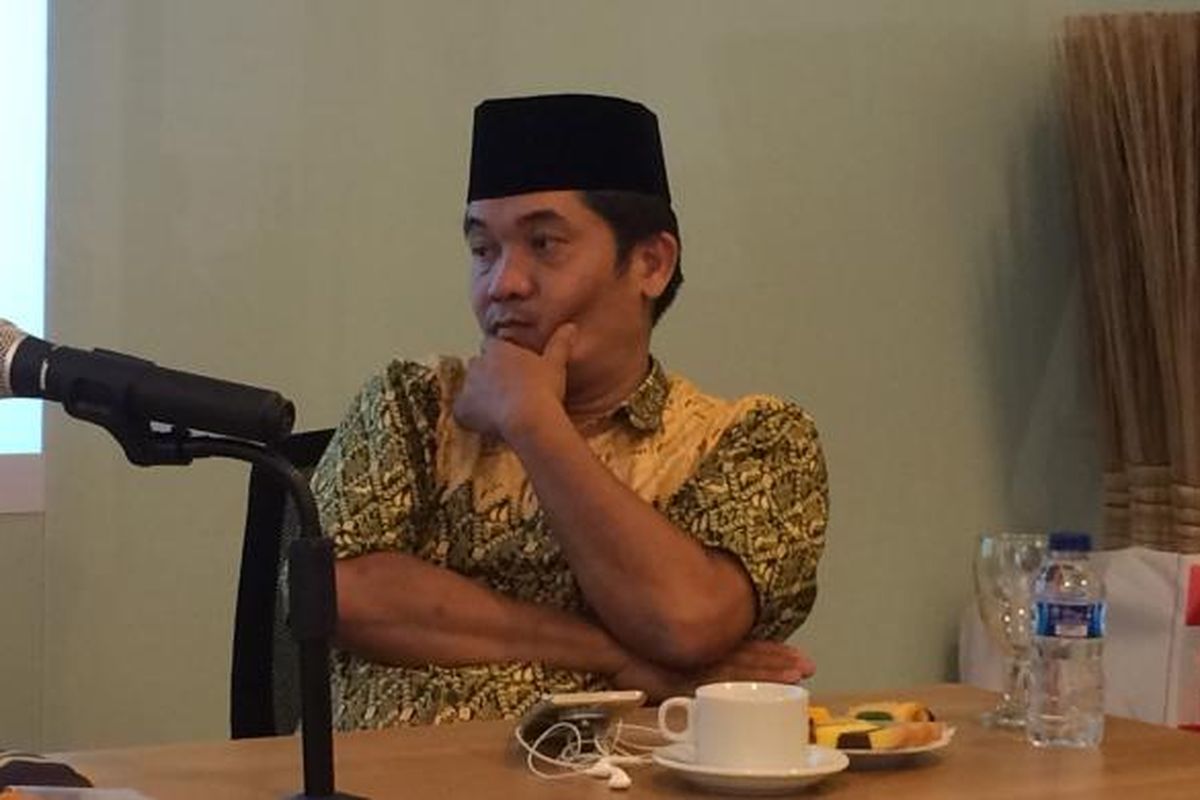 Direktur Eksekutif Lingkar Madani, Ray Rangkuti di kantor Partai Sosialis Indonesia (PSI), Tanah Abang, Jakarta Pusat, Senin (13/2/2017).