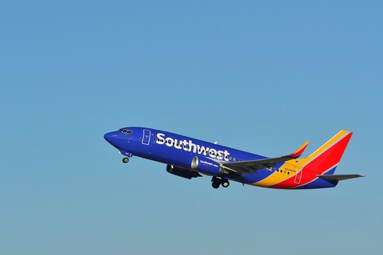 Sebuah pesawat milik maskapai penerbangan Southwest Airlines.