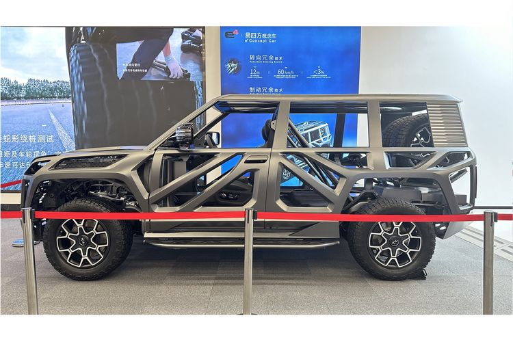 BYD akan memasuki pasar mobil listrik di Indonesia tahun depan. Perusahaan mengklaim punya keunggulan teknologi dibanding rival lain asal China.