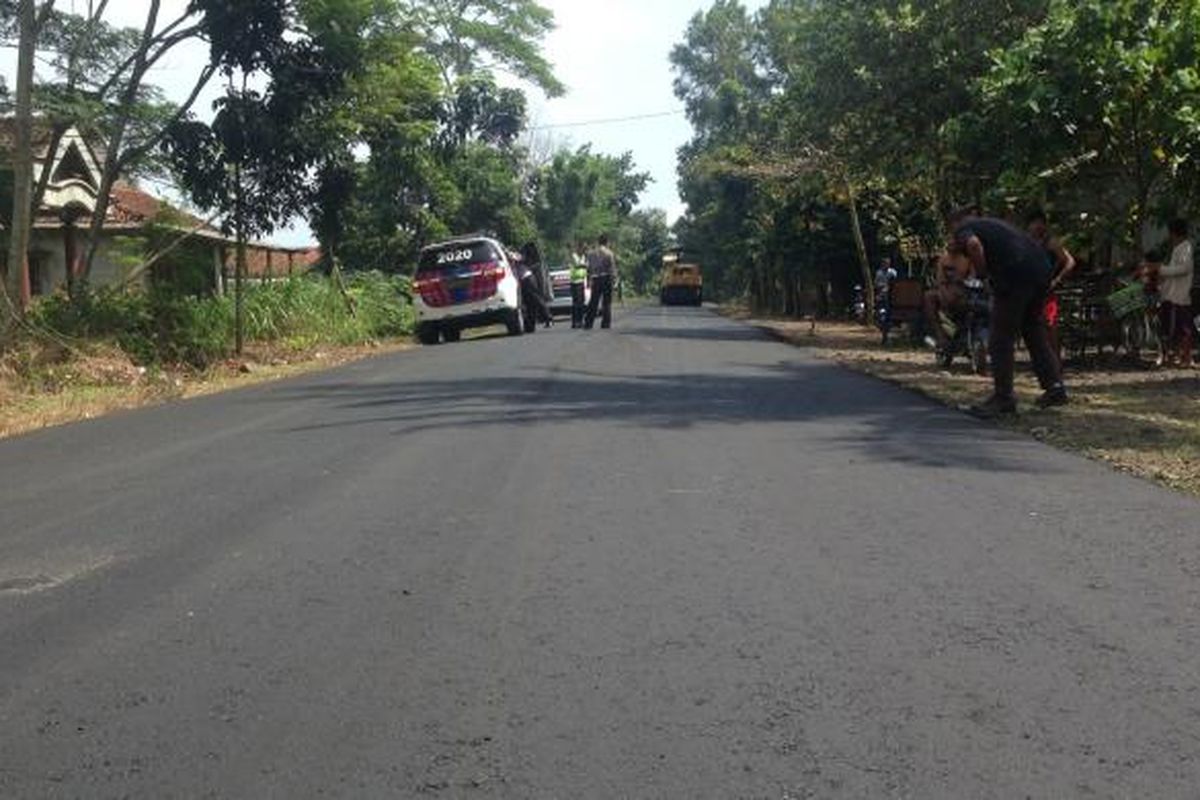 Jalan Dandles di Pantai Selatan Pulau Jawa selesai dibangun. Jalur ini disiapkan untuk arus mudik lebaran 2016.