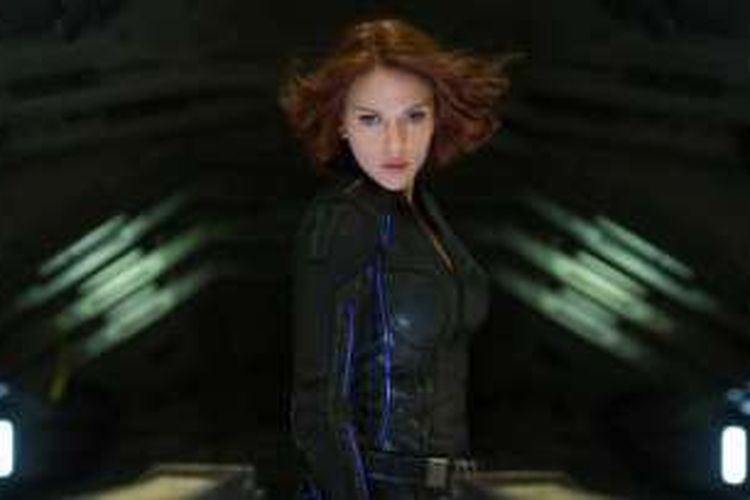 Scarlett Johansson beraksi sebagai Black Widow dalam Avengers: Age of Ultron (2015) 