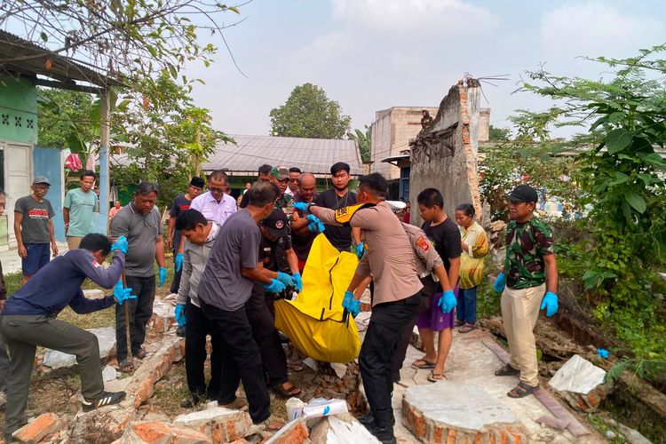 Pulang dari Warung, Nenek di Bogor Tewas Tertimpa Tembok Ambruk