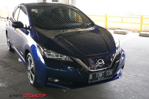 Beda Karakter Tongkrongan Nissan Leaf dan Hyundai Ioniq