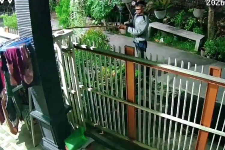 Viral Pencurian Pakaian Dalam di Lamongan, Polisi Lakukan Olah TKP dan Buru Pelaku