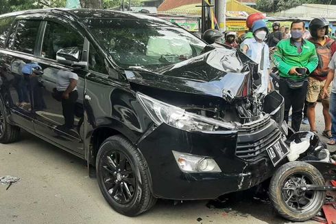 Kecelakaan Beruntun di Depan RS Kasih Ibu Solo, 1 Pemotor Kritis dan Penjual Es Luka-luka