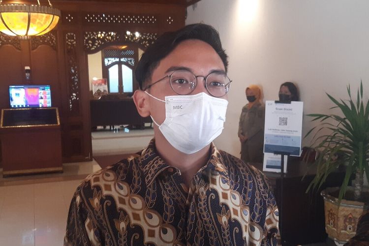Putra mendiang KGPAA Mangkunegara IX, GPH Bhre Cakrahutomo Wira Sudjiwo di Balai Kota Solo, Jawa Tengah, Rabu (8/12/2021).