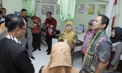 Tak Ingin Ada Sekolah Ambruk, Hendi Peringati Kepala Sekolah dan Kadis