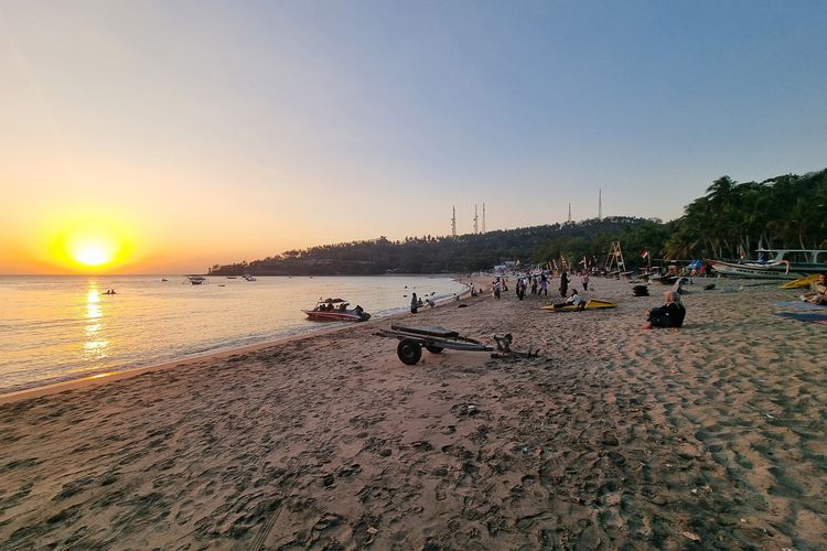 Pantai Senggigi, Lombok.
