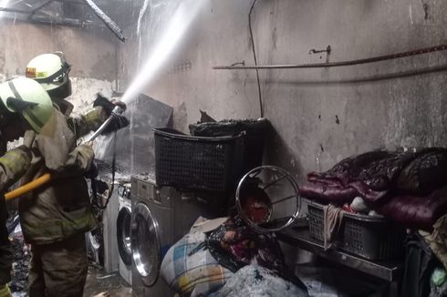 Kios Laundry di Jatinegara Terbakar, Diduga Akibat Mesin Pengering Korslet