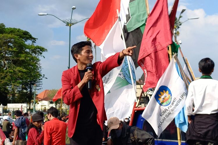 peserta aksi si Titik Nol Kota Yogyakarta, Senin (11/4/2022)