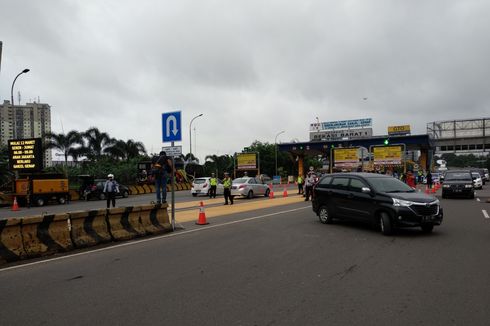 Ganjil Genap Hari Pertama, Gerbang Tol Bekasi Barat Lengang
