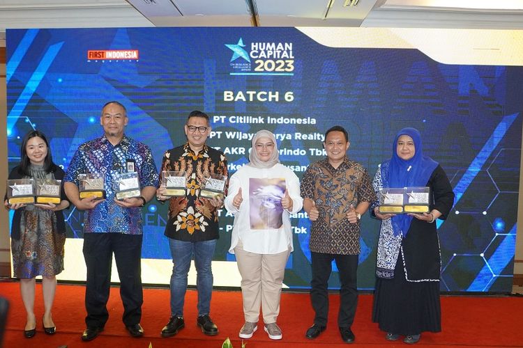 PT Wijaya Karya Realty (WIKA Realty) meraih penghargaan Human Capital on Resilience Excellence Award 2023 dari First Indonesia Magazine di Peninsula Hotel, Jakarta, Rabu (5/7/2023).

