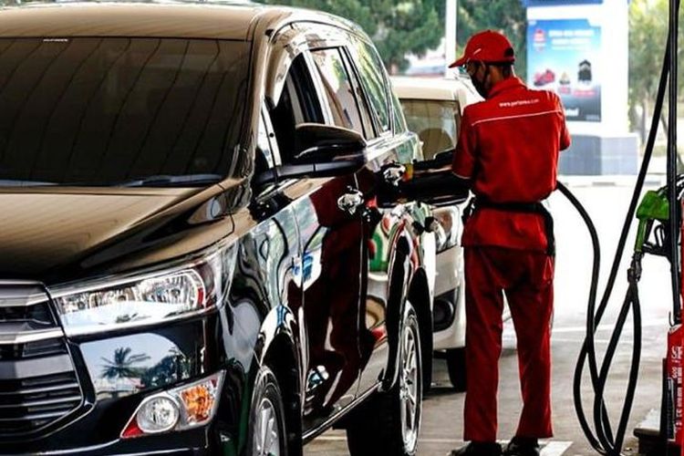 Daftar harga bahan bakar minyak (BBM) yang dijual di SPBU Pertamina berlaku Maret 2023.