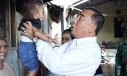 Implementasi Program BAAS, Bupati Tamba Bagikan Bahan Makanan Sehat untuk Anak Stunting