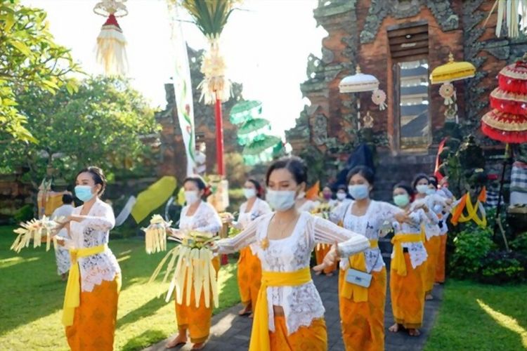 tarian tradisional masyarakat Bali