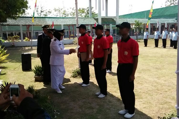 Bupati Grobogan, Sri Sumarni saat acara penyerahan remisi, di Rutan Purwodadi, Kamis (17/8/2017).‎