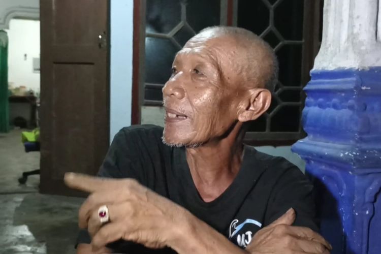 Subardo menceritakan peristiwa saat helikopter Kapolda Jatim mendarat darurat di Tulungagung, Jawa Timur.