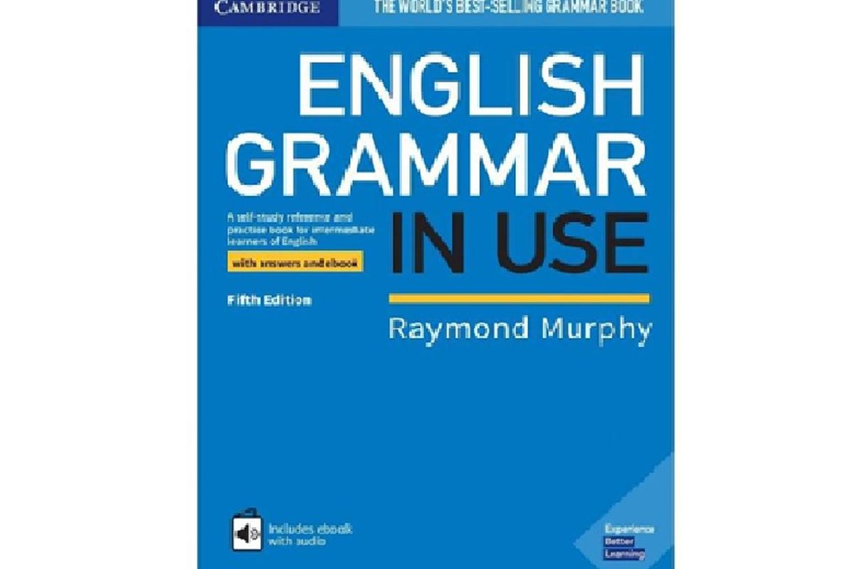Buku Cambridge English Grammar in Use. 

