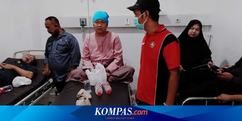 Puluhan Warga Karawang Keracunan Gas Klorin dari Pabrik di Dekat Pemukiman - Vimarsana News