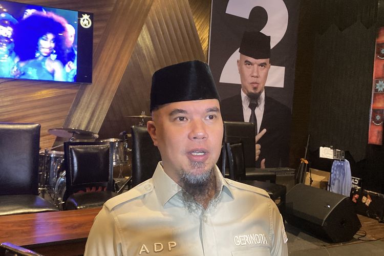 Musisi Ahmad Dhani saat berada di Surabaya, Sabtu (23/12/2023).