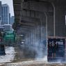 Jakarta Diguyur Hujan, Jalan Boulevard Barat Kelapa Gading Tergenang