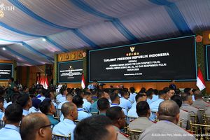 Prabowo Beri Taklimat ke 1.000 Perwira Siswa Sesko TNI dan Sespimti Polri di Bandung