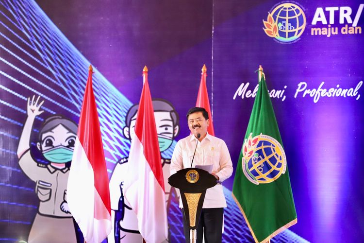 Rapat Kerja Nasional (Rakernas) Kementerian ATR/BPN Tahun 2022 sekaligus peluncuran dua inovasi layanan pertanahan dan tata ruang, yaitu Pelataran dan Hotline Pengaduan, di Jakarta, Rabu (27/07/2022).
