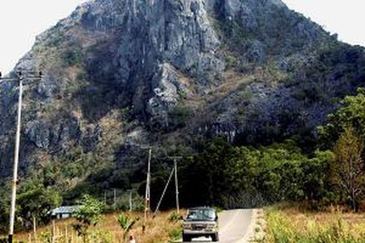  Gunung Fatuleu Obyek Wisata dan Penanda Petani Halaman 