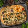 Viral Sourdough Challenge, Tantangan Menghias Roti Focaccia Pakai Rempah dan Sayuran
