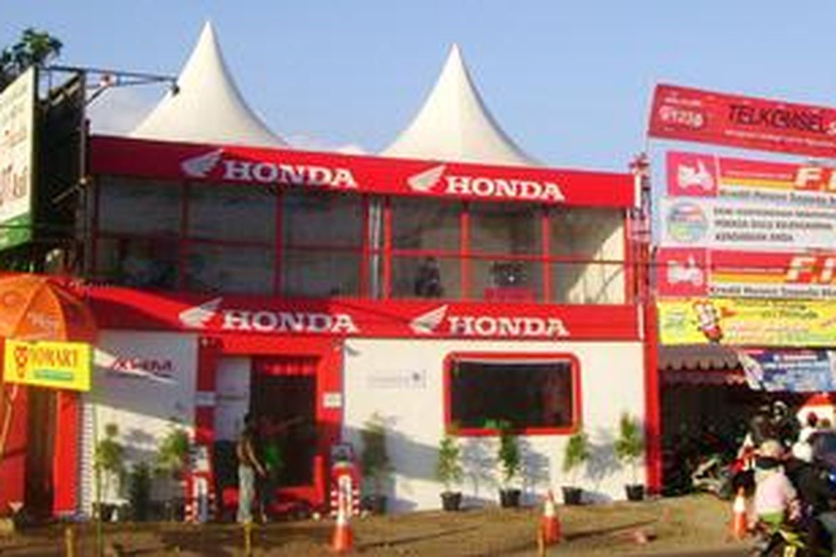 Mudik bareng tidak lagi dalam bentuk konvoi sepeda motor, tetapi naik bus.